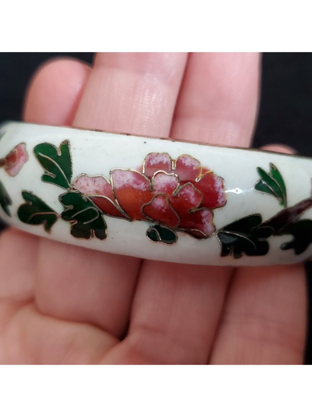 Vintage Cloisonne Bangle Bracelet Floral White Enamel Gold Tone 7.5"